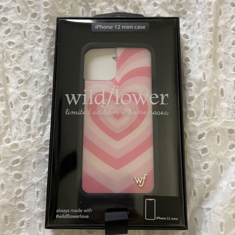 Wildflower iPhone 12 mini Rose latte love